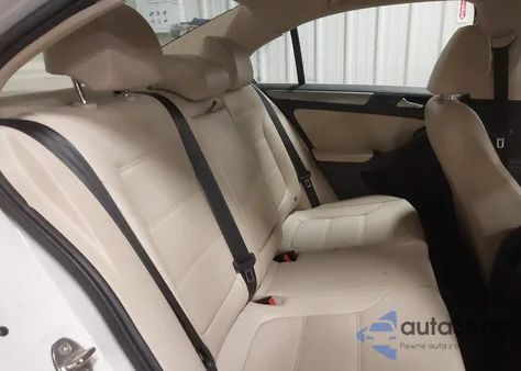 2017 Volkswagen Jetta 1.4T Se from USA, damaged, VIN 3VWDB7AJ7HM294174